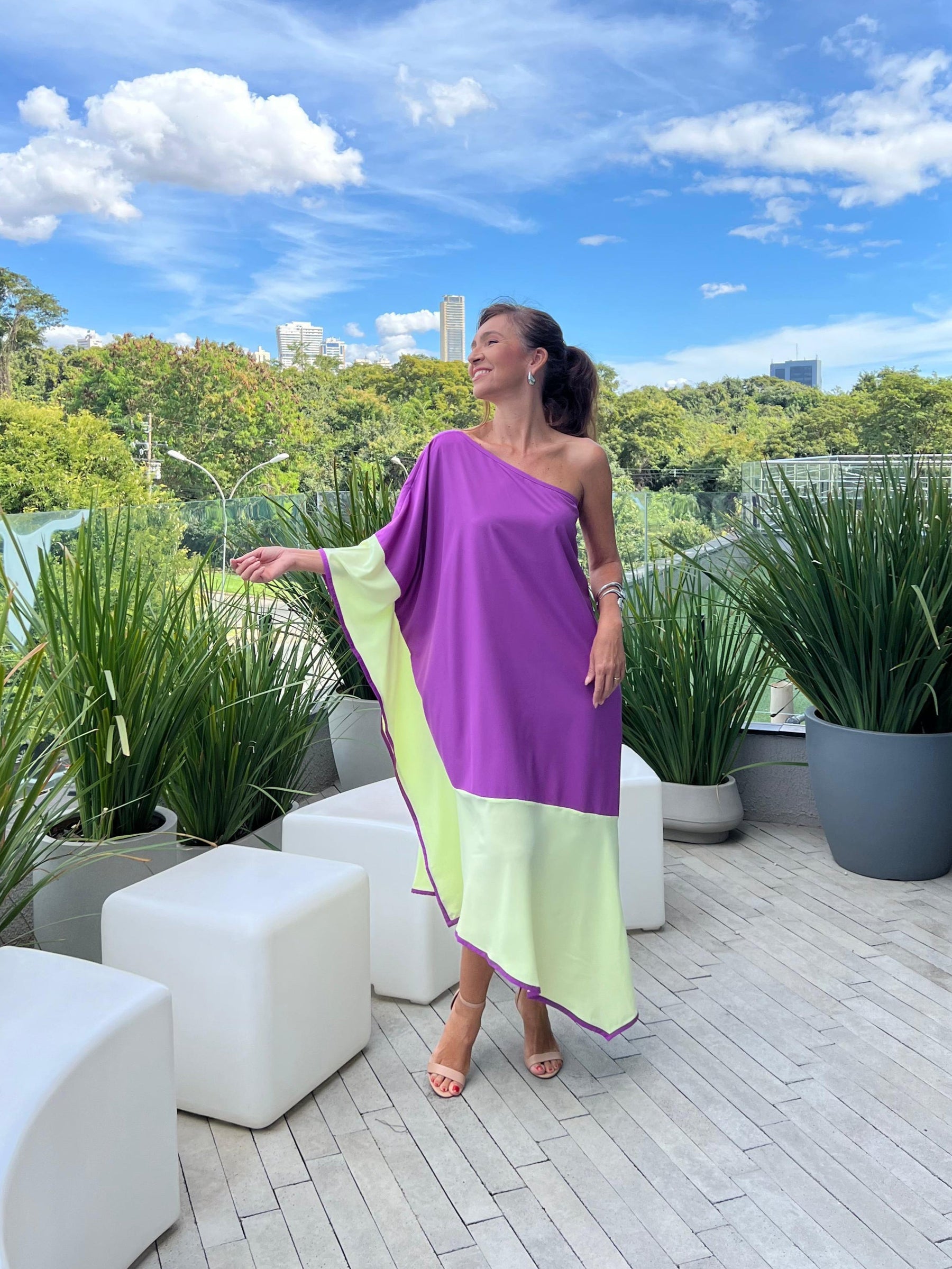 Vestido Lia - Roxo + Manteiga